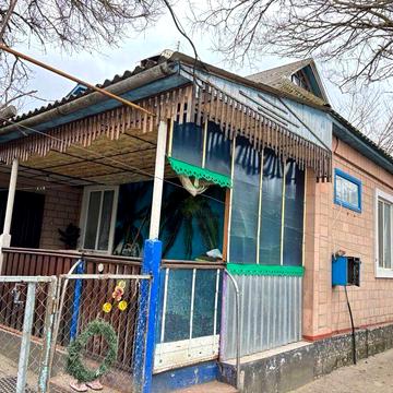 Продам два будинки с. Набутів