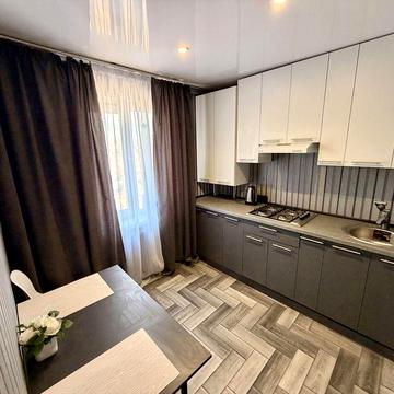 Продаж квартири на Соцмісті