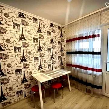 (1 кімнатна кварт., вільна 9000 за все)