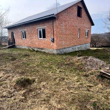 Продаж 4к Дім Молодіжна вулиця