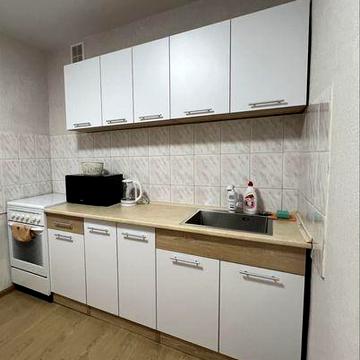 Сдам 2 кімнатну квартиру ( Центр)