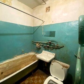 Супер цена. Ландау 56/2, двушка трамвай, под ремонт.