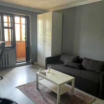 Лариси Руденко вул., 15