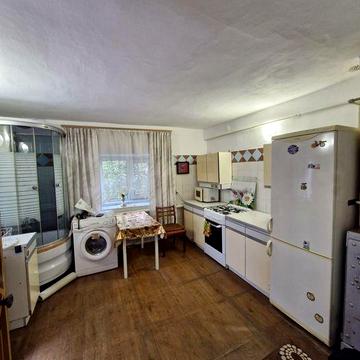 Здається частина будинку на Замості 9000+