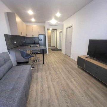 Оренда двокімнатної квартири по вул Марасика