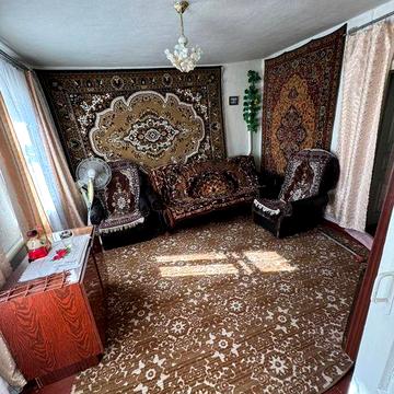 Продам будинок  по вул Соборній