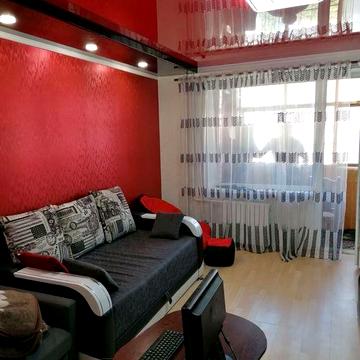 Оренда 1 кімн. Вечірній 5, з меблями і технікою.