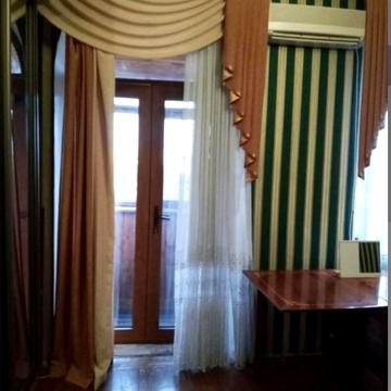 Святослава Караванського вул. (Жуковського), 17