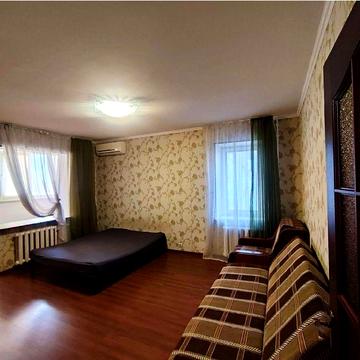 Сдам 1ком Небесной сотни 79Б/ Левитана. Можно питомец