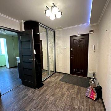 Сдам 2х комнатную квартиру в центре