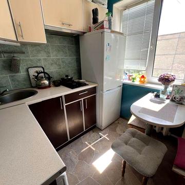 ‼️героев труда 54, продам 1 к.кв., метро Героев Труда