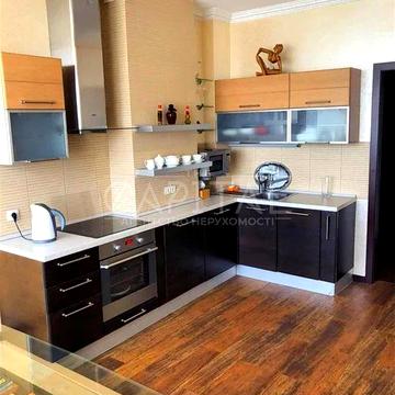 Оренда  квартири, вул. Кудрявський узвіз, Золоті Ворота