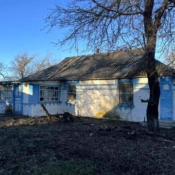 Будинок газифкований, рівна ділянка