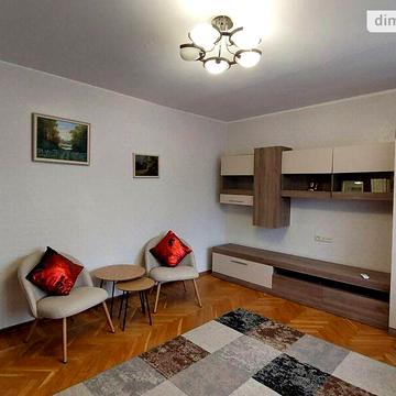 Довгострокова оренда 2к Квартира Євгена Танцюри (Генерала Петрова) вулиця