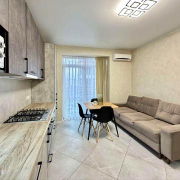 ЖК Липки . Велика 1 кім з кухнею  вітальнею . ЖК Липки