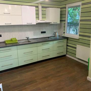 Михайла Котельникова вул., 47