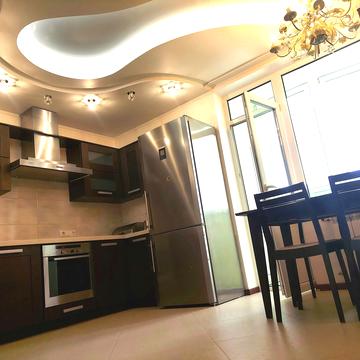 Дніпровська набережна вул., 19-А