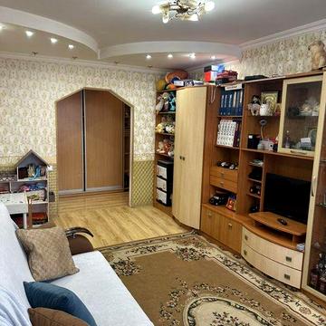 Левада 3-х кімн. Квартира в гарному стані. Євідновлення