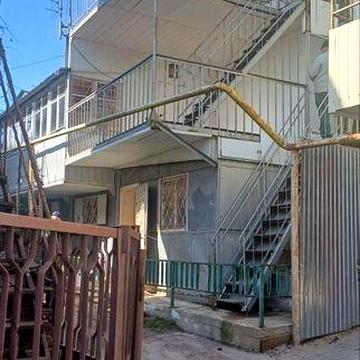 Продам курень у моря