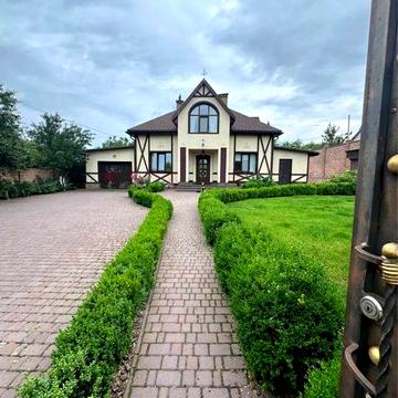 Продаж будинку на 25 сотках. РЕМОНТ. Гараж.Затишно