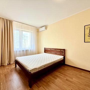 Софії Русової вул., 7