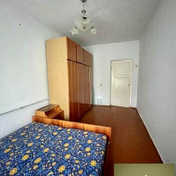 Продаж / Квартира / Заводська, Оженін