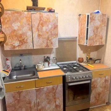 Трьошка на Чарівній поруч з ринком 213-297-528