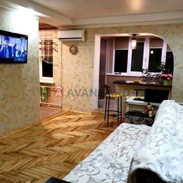 Продаеться 2 - кім квартира вул Патриотична