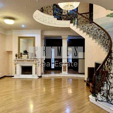 Оренда 5к квартири, вул. Шота Руставелі 38, м. Палац спорту