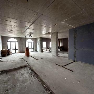 Просторная квартира 170,5 м² с террасой 12×7 м и АГВ