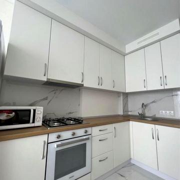 Григорія Сковороди вул., 13