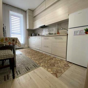 Здається в Оренду 1 кім квартира