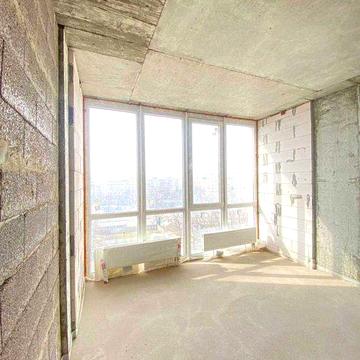 Срочно! продам велику 1 кімнатну квартиру 48 кв м на 6 поверсі. Море