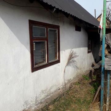 Продається будинок та  ділянка 10соток