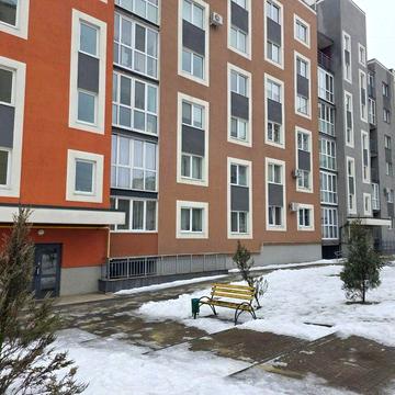 Продається 2-кім новобудова центр міста