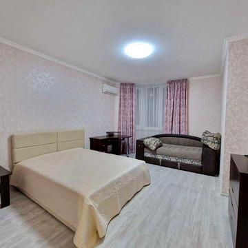 Оренда однокімнатної квартири 45кв.м на 3 этаже Софія Сіті Толстого 81