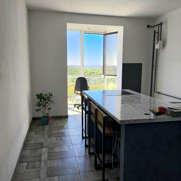 Івана Пулюя вул., 40, к. 1