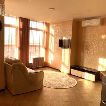 Луговська вул., 255