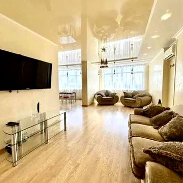 Оренда 4-к кв Київ. Святошинський р-н вул. Львівська 22