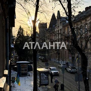 Австрійський будинок, вул. Чупринки, 25 - 4-кім квартира з двором