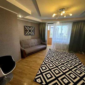 Оренда 2 кімнатної квартири Центр міста