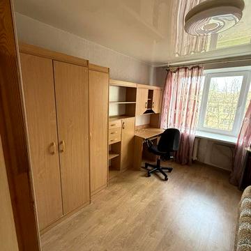 Продам квартиру 2-кімнатну