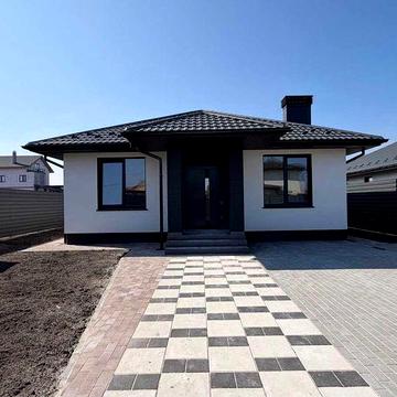 Продаж  одноповерхового будинку 102 м² на 5 сотках в с.Нові Петрівці.