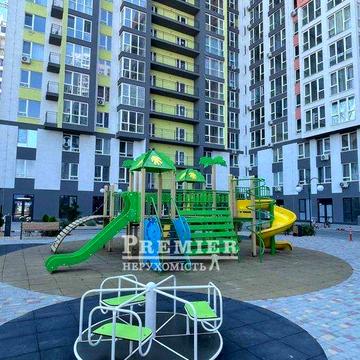 1 комнатная квартира 42 м2 Вид во двор на Таирова ЖК Акварель 8