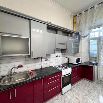 Оренда 3-кім. квартири вул. Мечнікова, Новобудова