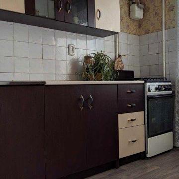 Сдам 2х комнатную квартиру левый берег 10й район