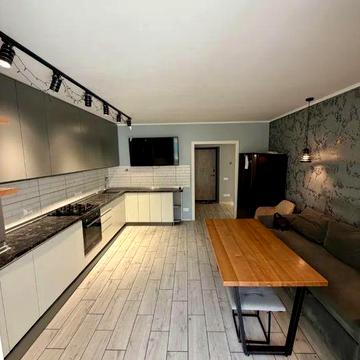 Сдам 3ком квартира ЖК Дом на Титова газ закрытый двор Аполло