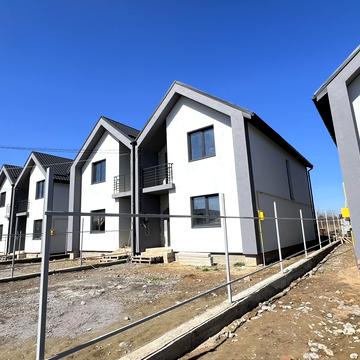 Мирна вул. (Інтернаціональна), 151