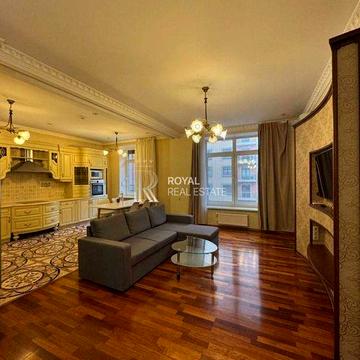 Оренда Квартира 5кім. 182м2 вул. Круглоуніверситетська Метро