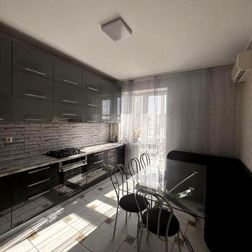 Вільна Здається 3 км квартира